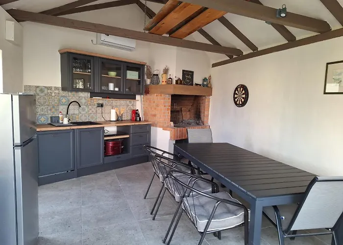 Family Covic * Opuzen (Dubrovnik-Neretva)