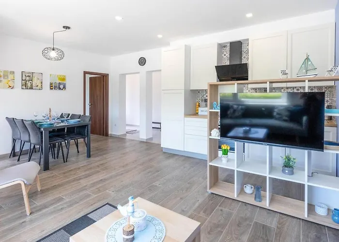 Apartament Family Covic